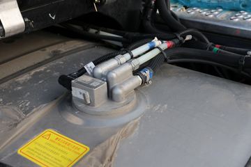 ���� ŷ��EST 580���� 6X4 �Զ���ǣ����(����)ͼƬ