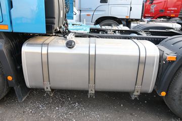 ���� ŷ��EST 580���� 6X4 �Զ���ǣ����(����)ͼƬ