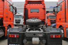 中国重汽 汕德卡SITRAK G7W重卡 奢华版 480马力 6X4 牵引车(国六)(ZZ4256W324HF1B)