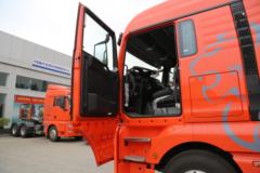 中国重汽 汕德卡SITRAK G7W重卡 奢华版 480马力 6X4 牵引车(国六)(ZZ4256W324HF1B)