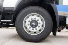 福田 欧航R系 245马力 4X2 9.78米厢式载货车(国六)(后桥9T)(BJ5186XXY-DM2)