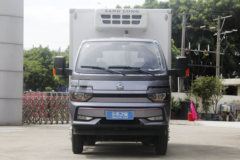 中国重汽HOWO 智相 130马力 4X2 3.8米冷藏车(ZZ5047XLCF3111F145)