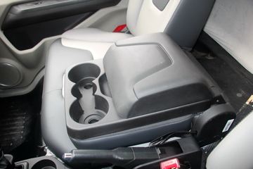 �й�����HOWO ���� 130���� 4X2 3.8����س�(ZZ5047XLCF3111F145)ͼƬ