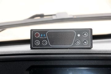 �й�����HOWO ���� 130���� 4X2 3.8����س�(ZZ5047XLCF3111F145)ͼƬ