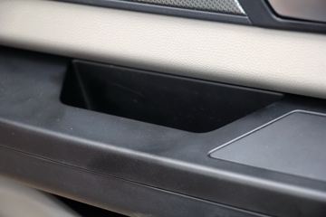 �й�����HOWO ���� 130���� 4X2 3.8����س�(ZZ5047XLCF3111F145)ͼƬ