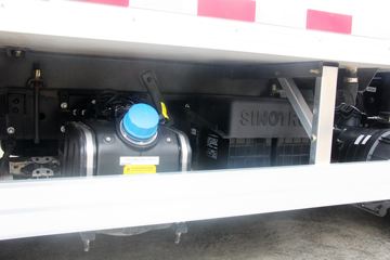 �й�����HOWO ���� 130���� 4X2 3.8����س�(ZZ5047XLCF3111F145)ͼƬ