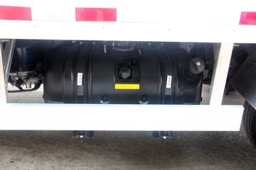 �й�����HOWO ���� 130���� 4X2 3.8����س�(ZZ5047XLCF3111F145)ͼƬ