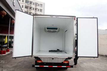 �й�����HOWO ���� 130���� 4X2 3.8����س�(ZZ5047XLCF3111F145)ͼƬ