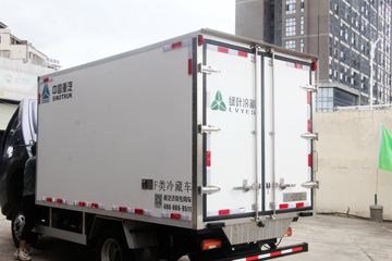 �й�����HOWO ���� 130���� 4X2 3.8����س�(ZZ5047XLCF3111F145)ͼƬ