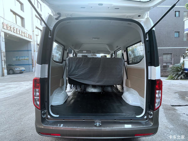 购跨越星V3VAN/轻客 享高达0.1万优惠