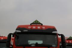 中国重汽 汕德卡SITRAK G7重卡 540马力 6X4 AMT自动挡危险品牵引车(速比3.7)(ZZ4256W324HF1W)