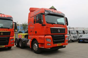 中国重汽 汕德卡SITRAK G7重卡 540马力 6X4 AMT自动挡危险品牵引车(速比3.7)(ZZ4256W324HF1W)