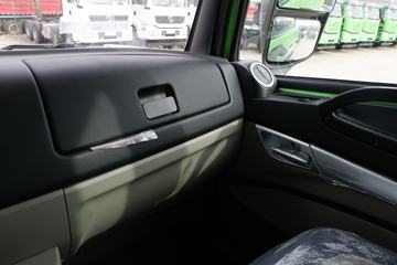 �й�����HOWO N7W 350���� 8X4 6.2����ж��(����)ͼƬ