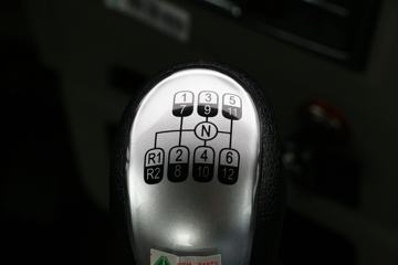 �й�����HOWO N7W 350���� 8X4 6.2����ж��(����)ͼƬ