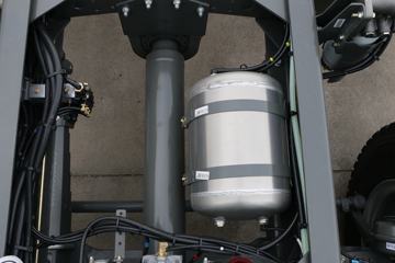 �й�����HOWO N7W 350���� 8X4 6.2����ж��(����)ͼƬ