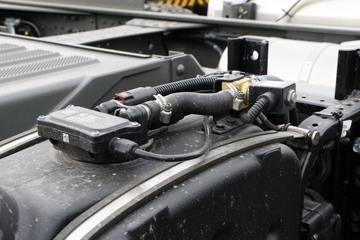 �й����� HOWO TX�ؿ� 400���� 8X4 5.6����ж��ͼƬ