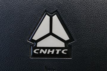 �й�����HOWO G5X 220���� 4X2 6.64����س�(����)(8��)(ZZ5187XLCK561DF1)ͼƬ