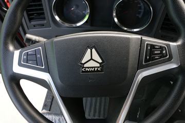 �й�����HOWO G5X 220���� 4X2 6.64����س�(����)(8��)(ZZ5187XLCK561DF1)ͼƬ