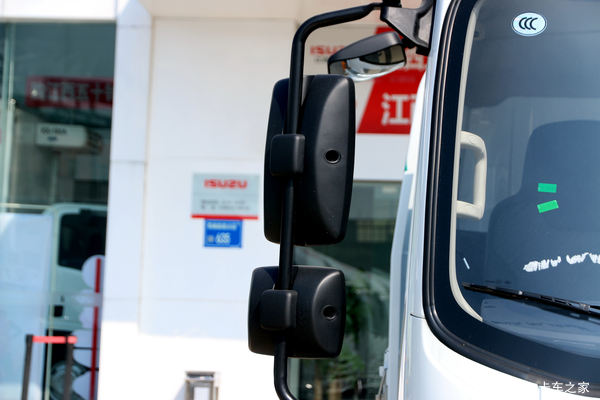 五十铃翼放ES载货车哈尔滨市火热促销中 让利高达0.3万