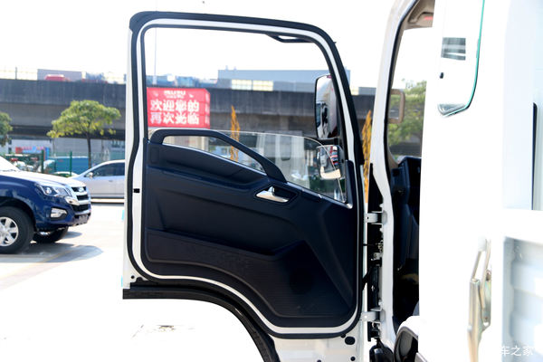 五十铃翼放ES载货车限时促销中 优惠0.3万