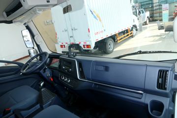 ������ʮ�� ����EC7 170���� 4X2 4.02����س�(JMT5049XLCXG26A)ͼƬ