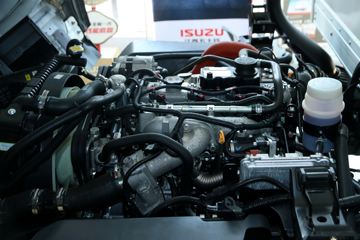 ������ʮ�� ����EC7 170���� 4X2 4.02����س�(JMT5049XLCXG26A)ͼƬ