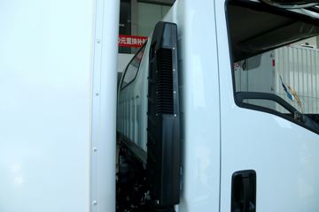 ������ʮ�� ����EC7 170���� 4X2 4.02����س�(JMT5049XLCXG26A)ͼƬ