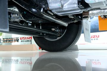 ������ʮ�� ����EC7 170���� 4X2 4.02����س�(JMT5049XLCXG26A)ͼƬ