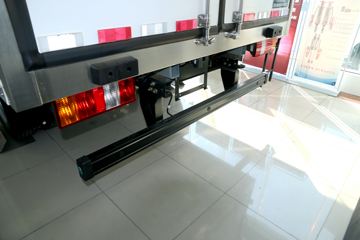 ������ʮ�� ����EC7 170���� 4X2 4.02����س�(JMT5049XLCXG26A)ͼƬ