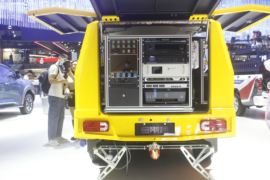 金刚炮&nbsp;皮卡上装                                                图片