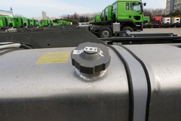 �й�����HOWO TH7 510���� 8X4 8.2����ж��(ZZ3317W446HF1)ͼƬ