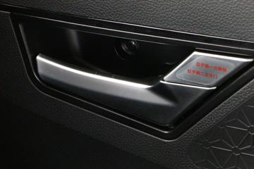 �й�����HOWO TH7 510���� 8X4 8.2����ж��(ZZ3317W446HF1)ͼƬ