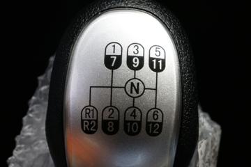 �й�����HOWO TH7 510���� 8X4 8.2����ж��(ZZ3317W446HF1)ͼƬ