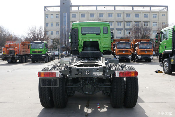 中国重汽HOWO TX 430马力 6X4 5米自卸车(国六)