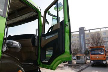 �й�����HOWO TX 350���� 8X4 7.8����ж��(ZZ3317V386GF1)ͼƬ