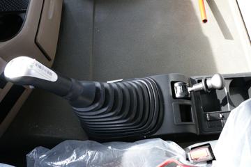 �й�����HOWO TX 350���� 8X4 7.8����ж��(ZZ3317V386GF1)ͼƬ