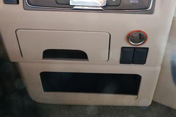 �й�����HOWO TX 350���� 8X4 7.8����ж��(ZZ3317V386GF1)ͼƬ