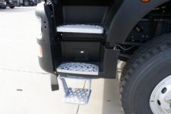 中国重汽HOWO TX 350马力 8X4 7.8米自卸车(ZZ3317V386GF1)