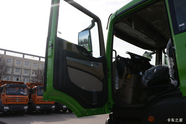 HOWO TX自卸车咸阳市火热促销中 让利高达3.6万