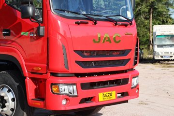 ���� ����˹Q9 220���� 4X2 6.8��AMT�Զ����Ű���ʽ�ػ���(����)ͼƬ