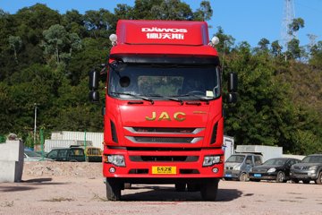 江淮 德沃斯Q9 195马力 4X2 6.78米单排栏板载货车(国六)(HFC1181B80K1E2S)