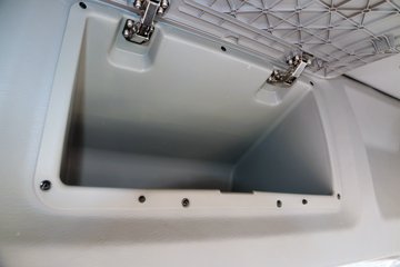 ���� ����˹Q9 220���� 4X2 6.8��AMT�Զ����Ű���ʽ�ػ���(����)ͼƬ