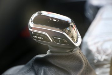 ���� ����˹Q9 220���� 4X2 6.8��AMT�Զ����Ű���ʽ�ػ���(����)ͼƬ