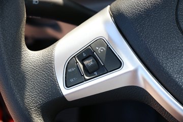 ���� ����˹Q9 220���� 4X2 6.8��AMT�Զ����Ű���ʽ�ػ���(����)ͼƬ