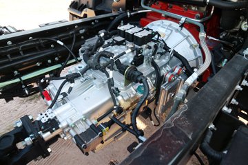 ���� ����˹Q9 220���� 4X2 6.8��AMT�Զ����Ű���ʽ�ػ���(����)ͼƬ