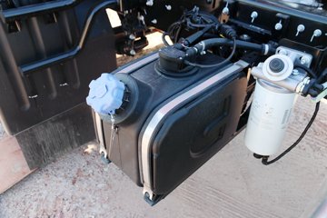 ���� ����˹Q9 220���� 4X2 6.8��AMT�Զ����Ű���ʽ�ػ���(����)ͼƬ