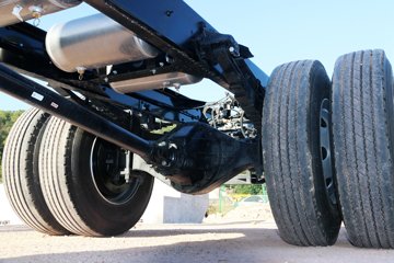 ���� ����˹Q9 220���� 4X2 6.8��AMT�Զ����Ű���ʽ�ػ���(����)ͼƬ