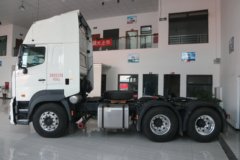 广汽日野 700智臻重卡 450马力 6X4危险品牵引车(16挡)(国六)