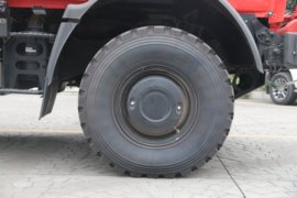 乌尼莫克&nbsp;消防车底盘图片