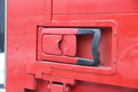 乌尼莫克&nbsp;消防车上装图片